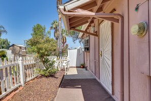 Interior - 4 Mi to Lake Elsinore: Pet-friendly Adventure Base (Lake Elsinore)