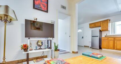 4 Mi to Lake Elsinore: Pet-friendly Adventure Base