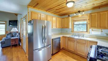 House (1 Bedroom) | Interior