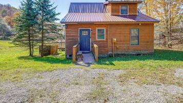 House (1 Bedroom) | Interior