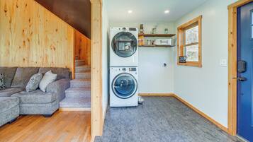 House (1 Bedroom) | Interior