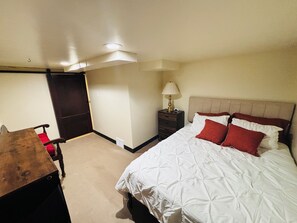 1 غرفة نوم ومكواة/لوح كي وواي فاي مجانًا وملاءات أسرّة