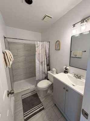 Shower, towels