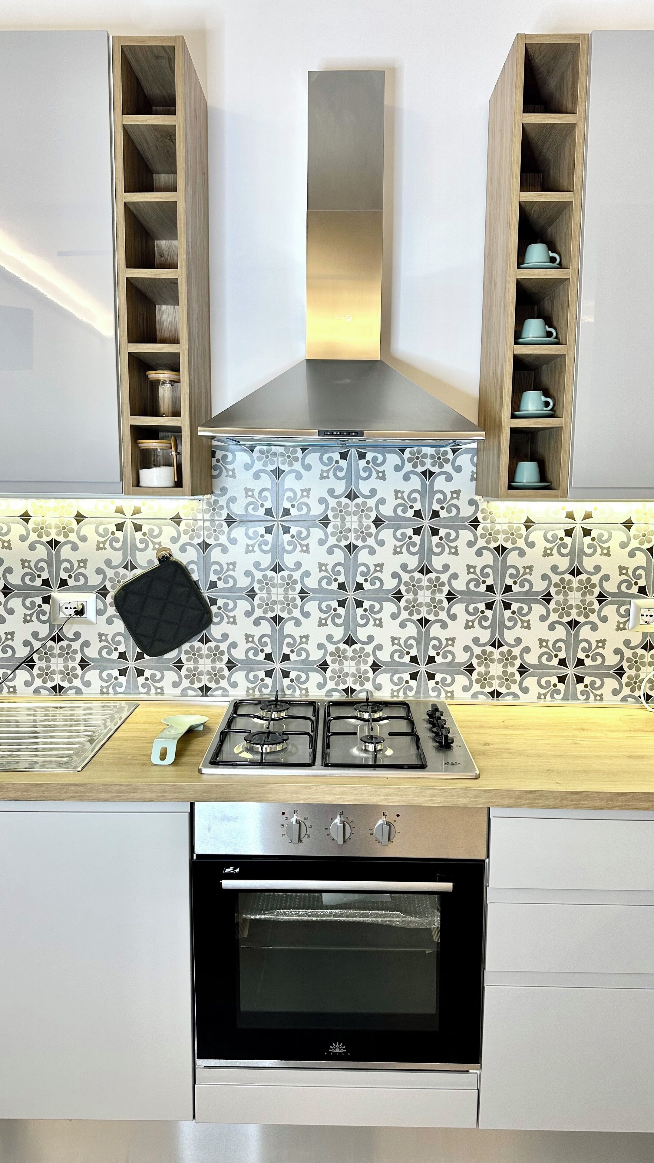 冰箱、烤箱、炉灶、洗碗机