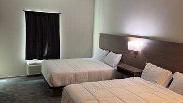 1 habitación, escritorio, wifi gratis y ropa de cama