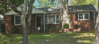 Cozy cottage home just one mile from Augusta National.