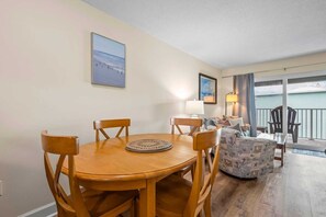 Apartment, 2 Schlafzimmer | Speisen