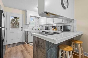 Kondominium, 2 kamar tidur | Dapur pribadi | Lemari es, oven, mesin pembuat kopi/teh, dan pemanggang roti