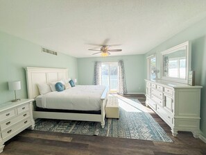 3 多间卧室、熨斗/熨衣板、免费 WiFi、床单