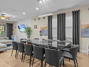 Dining - 16 Guest NEW Pool Villa! Epic Disney Themed Rooms! Sleep Under the Sea! (Kissimmee)