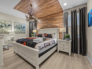 6 bedrooms, desk, iron/ironing board, travel cot - Encore Resort at Reunion. 7605 (Kissimmee)