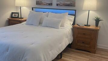 2 bedrooms, iron/ironing board, WiFi, bed sheets