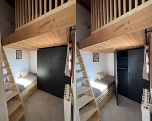 1 bedroom, bed sheets