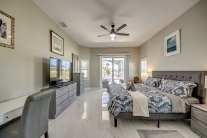 4 soverom, strykejern/-brett, wi-fi (inkludert) og sengetøy