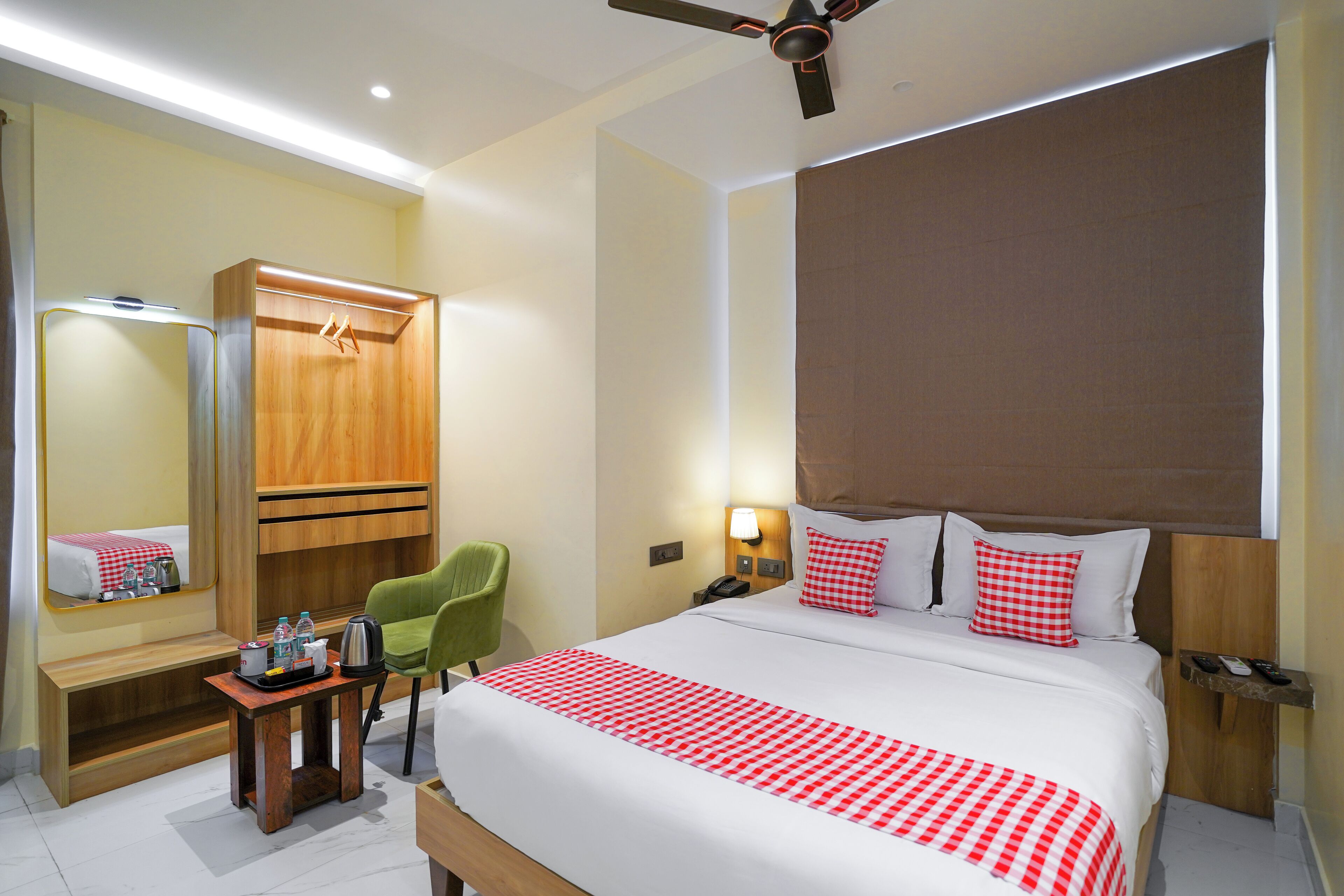 Deluxe Double Room | Free WiFi