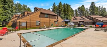 Cozy & Modern family friendly McCall Retreat – Walk to Lake Payette and Downtown