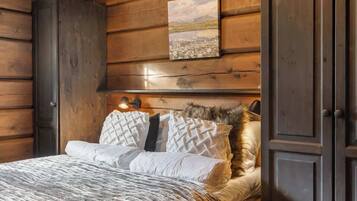 4 quartos, ferros/tábuas de passar roupa, Wi-Fi, roupa de cama