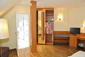 Coffres-forts dans les chambres, bureau
