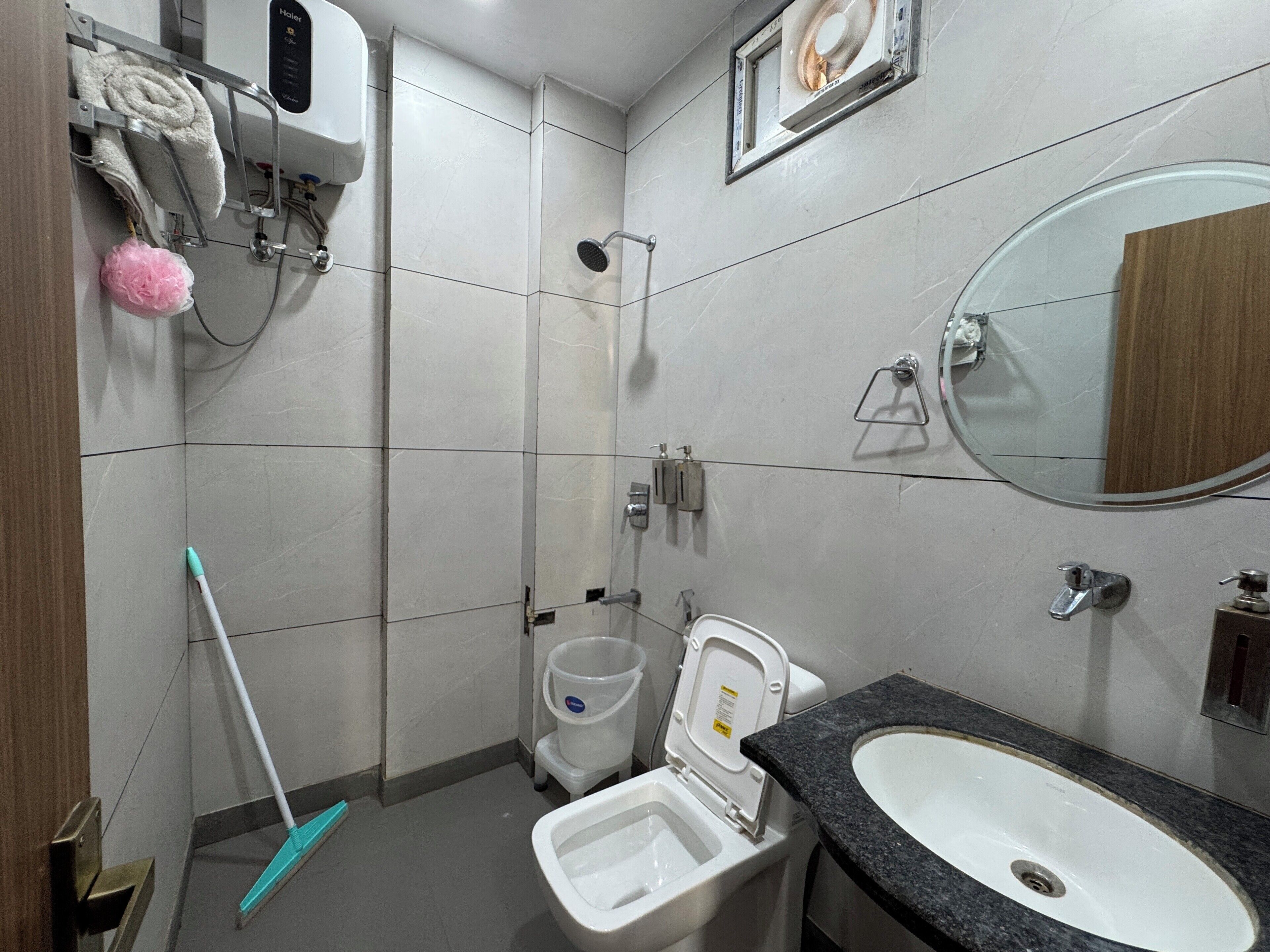 Shower, towels, soap, shampoo