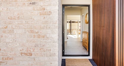 Brand new luxury home • 5-minute to Scarborough Beach