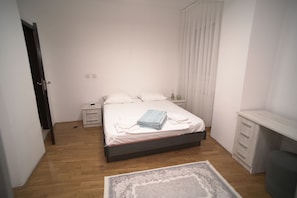 WiFi, bed sheets - Zona Apartment with free parking in Skopje (Skopje)