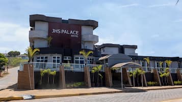 Mặt tiền nơi lưu trú