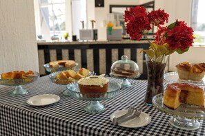 قهوة و/أو ماكينة صنع القهوة