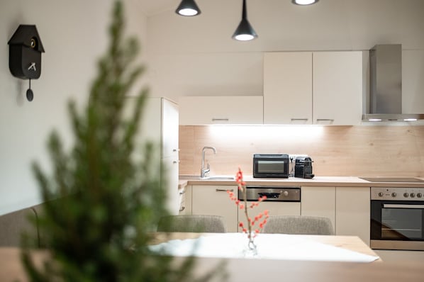 Fridge, microwave, oven, dishwasher