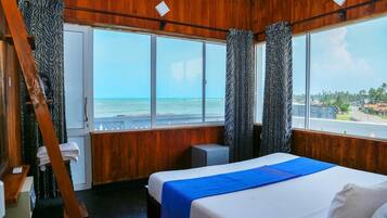 Standard Triple Room, Balcony, City View | Desk, iron/ironing board, free WiFi