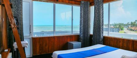 Desk, iron/ironing board, free WiFi