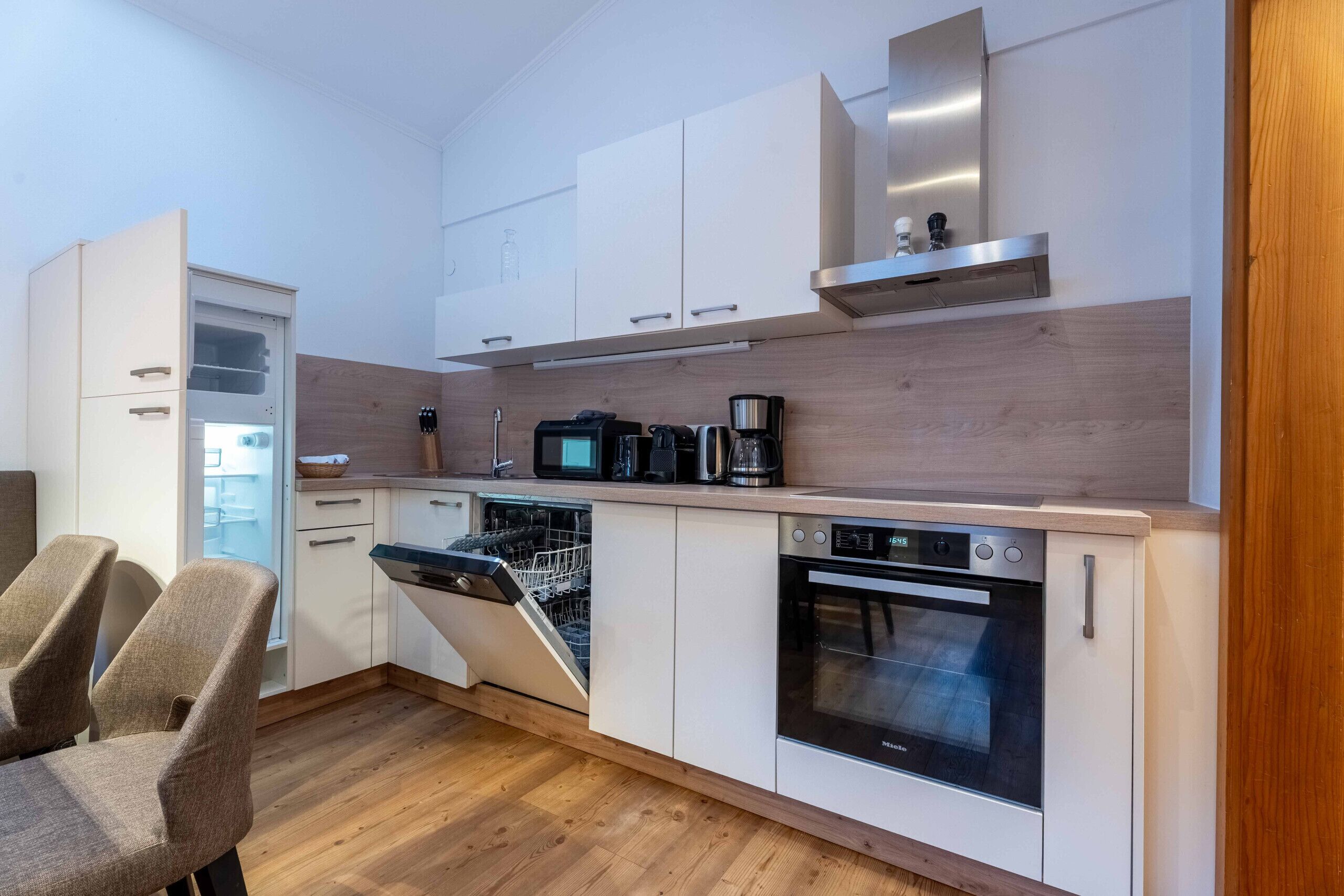 Fridge, microwave, oven, dishwasher