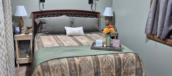 Owl's Nest, a rustic tiny house located 3.5 miles off I-65 in Evergreen, Alabama