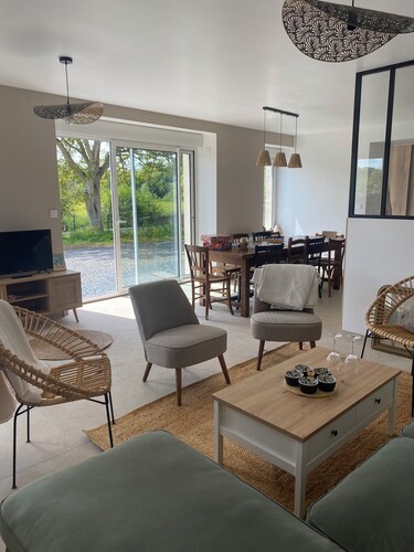 Maison proche plages débarquement au calme