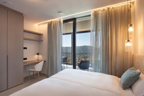 2 chambres, fer et planche à repasser, Wi-Fi gratuit, draps fournis