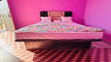 Basic Double Room Single Use, Balcony, City View | In-room safe, desk, laptop workspace, soundproofing