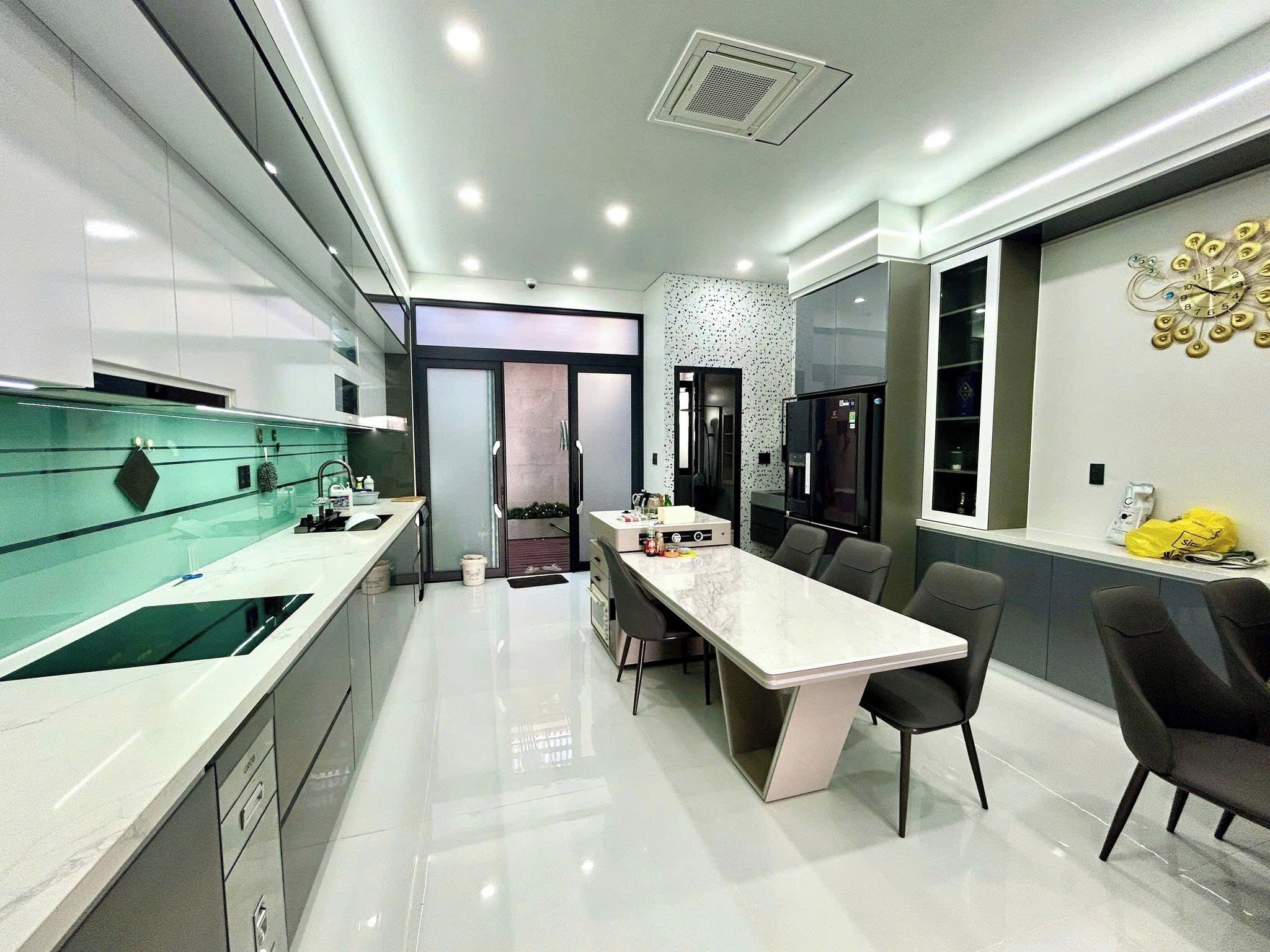 Villa, 3 Bedrooms | Private kitchen