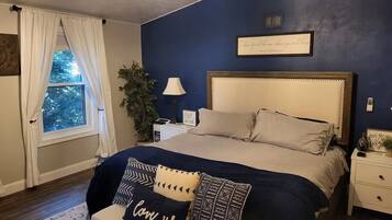 5 bedrooms, free WiFi, bed sheets