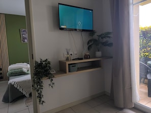 1 bedroom, Internet, bed sheets