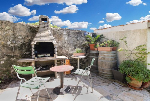 Studio with air conditioning and terrace