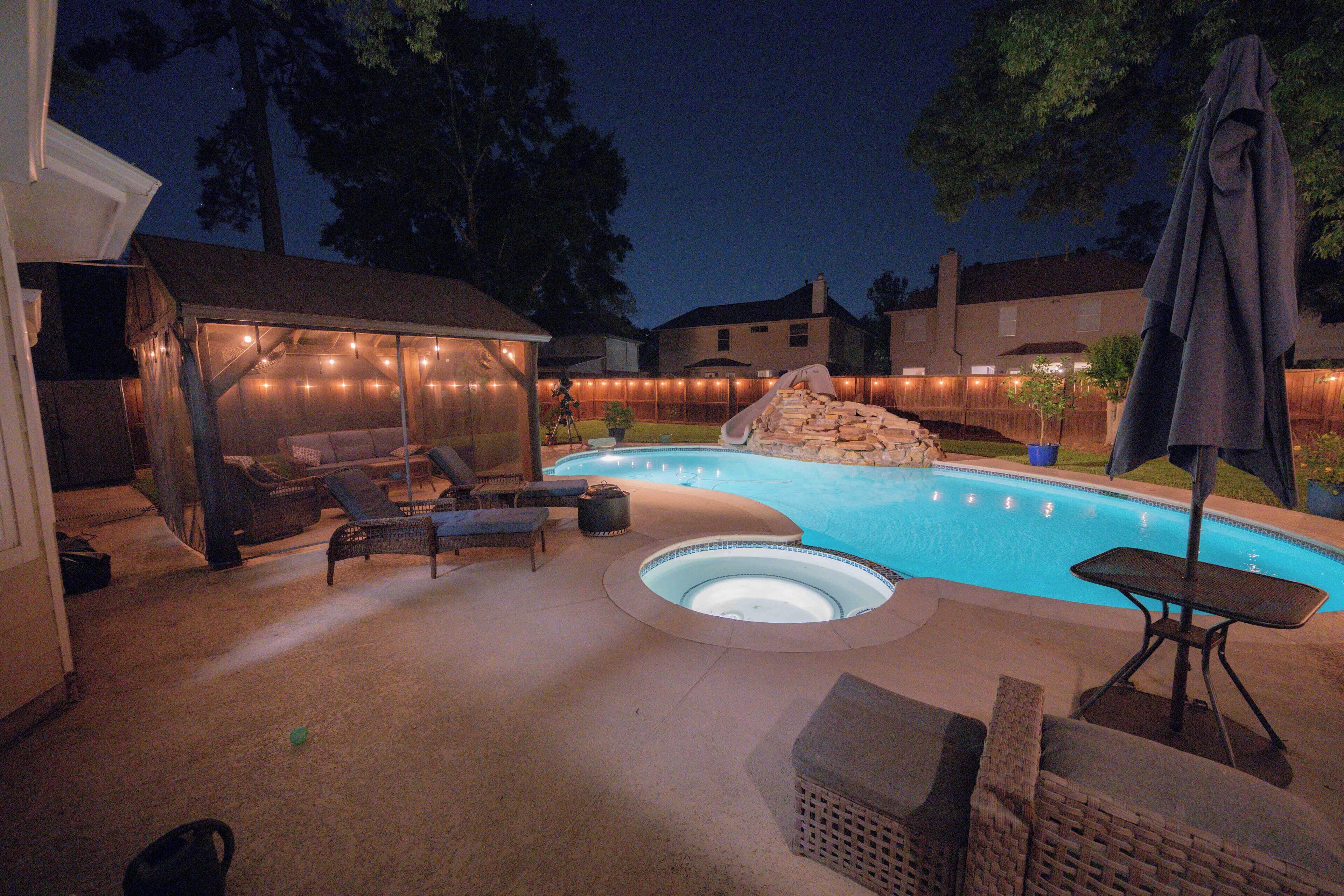 Outdoor pool, a heated pool