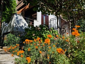 تفاصيل �الفندق من الخارج