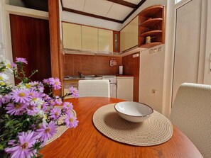 تناول الطعام