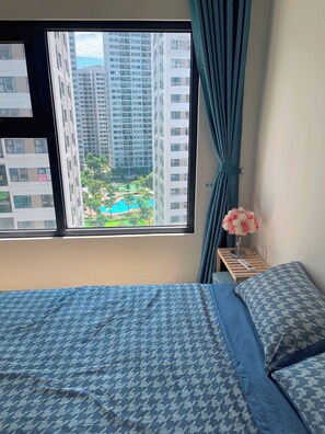 خدمة الإنترنت وملاءات أسرّة