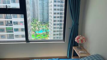 Internet, bed sheets