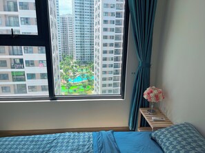 خدمة الإنترنت وملاءات أسرّة