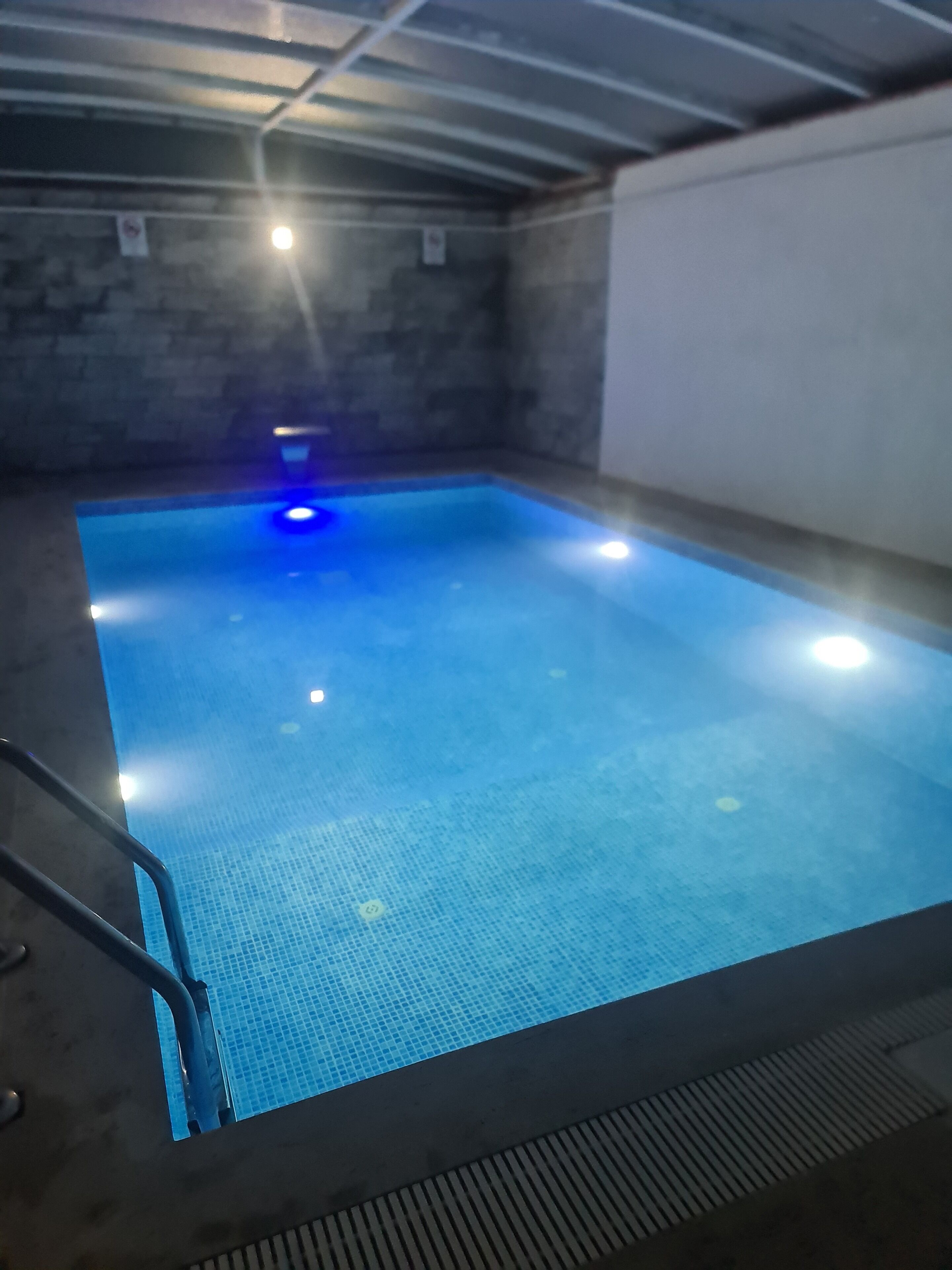 Piscine couverte, piscine chauffée