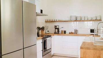 Shared fridge, microwave