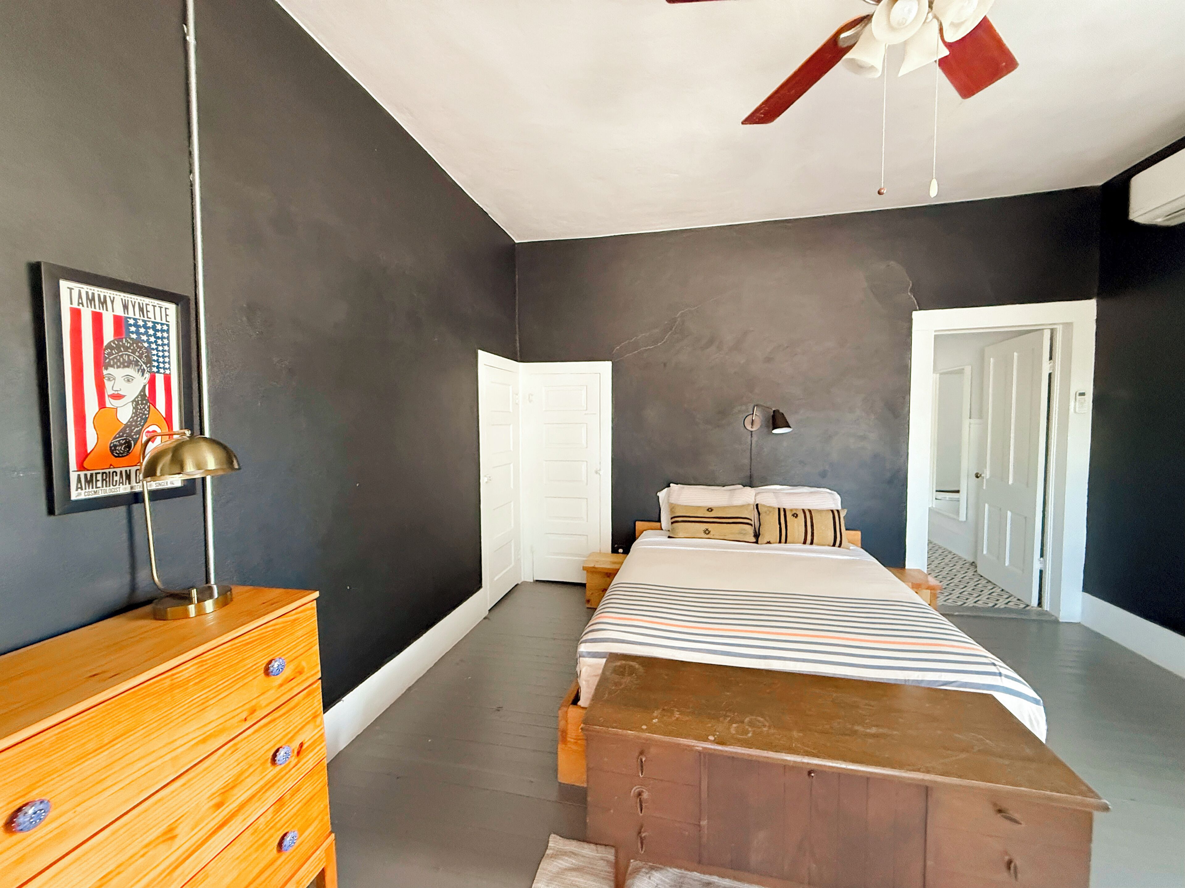 3 camere, ferro/asse da stiro, Wi-Fi gratuito, lenzuola