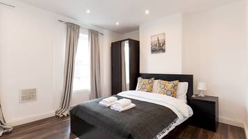 2 bedrooms, iron/ironing board, free WiFi, bed sheets