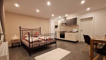 Internet, bed sheets